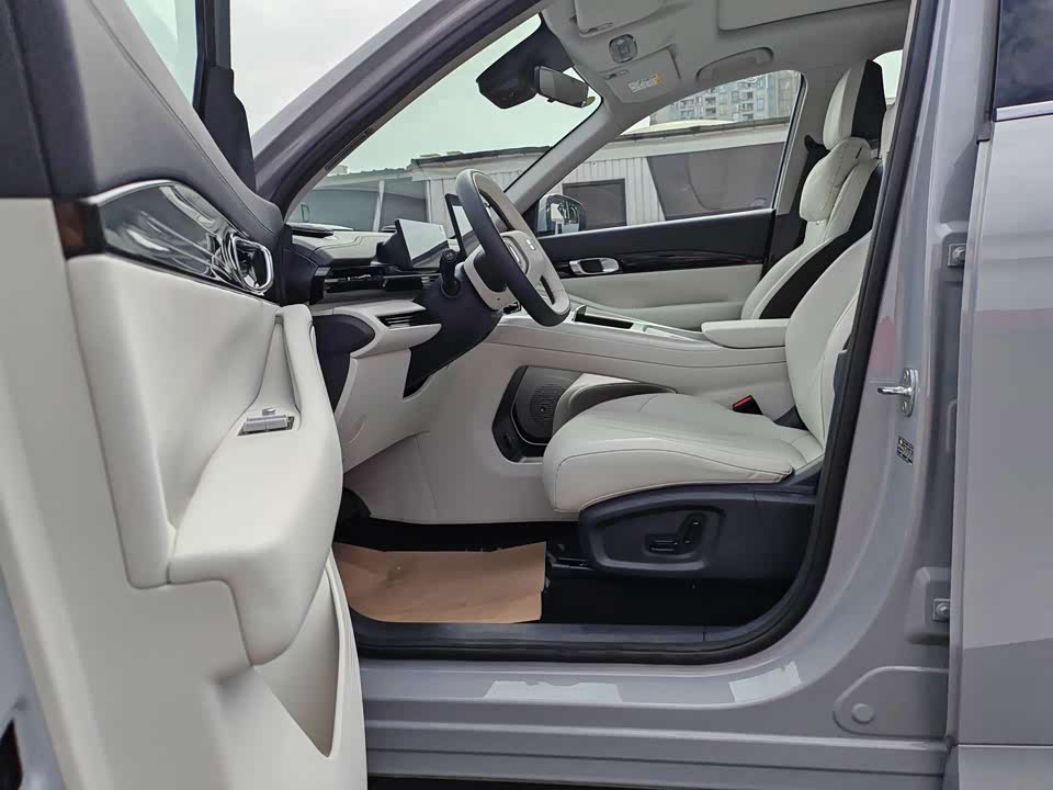 Geely Galaxy Galaxy E5