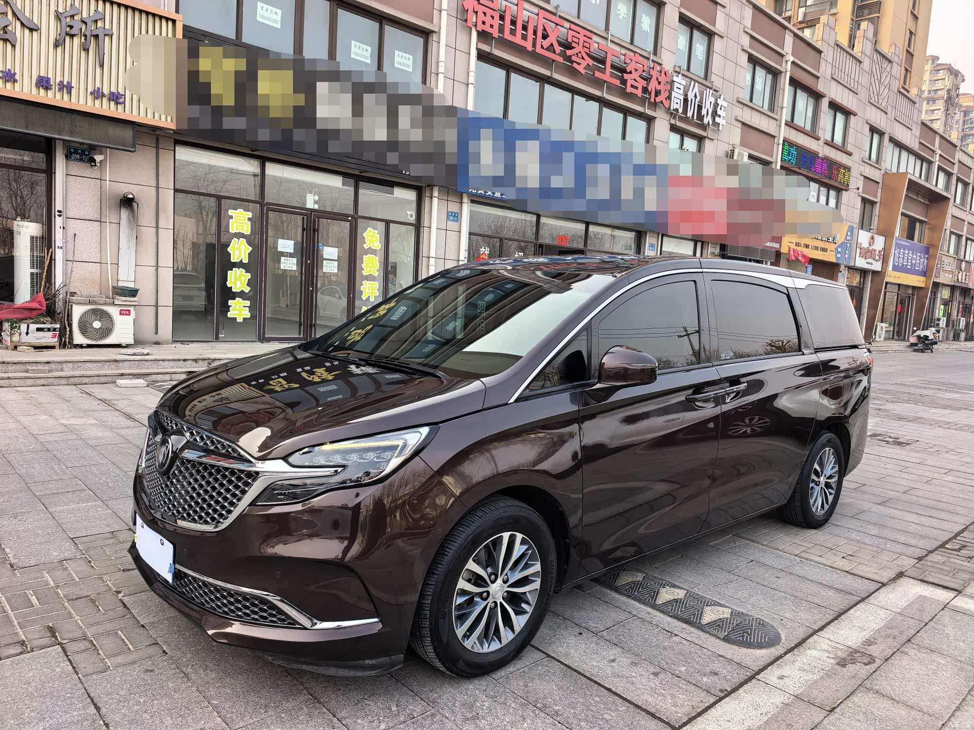 Buick GL8, 2021 1