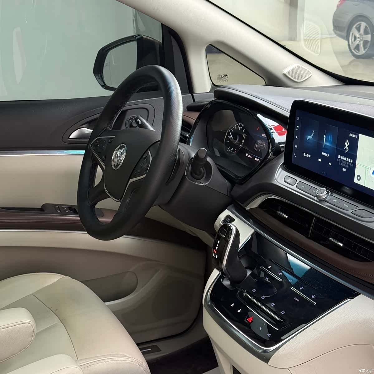 Buick GL8, 2021 30