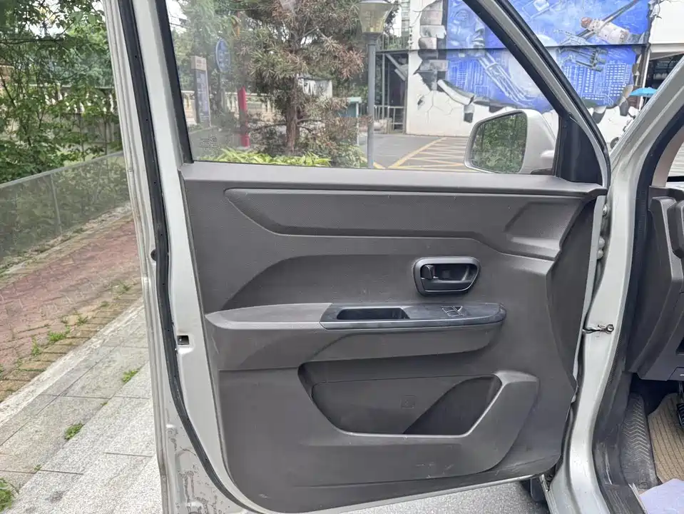 Wuling Wuling Hongguang V