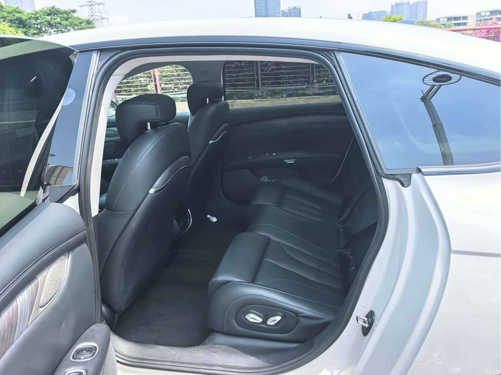 IM Motors L7, 2024 14