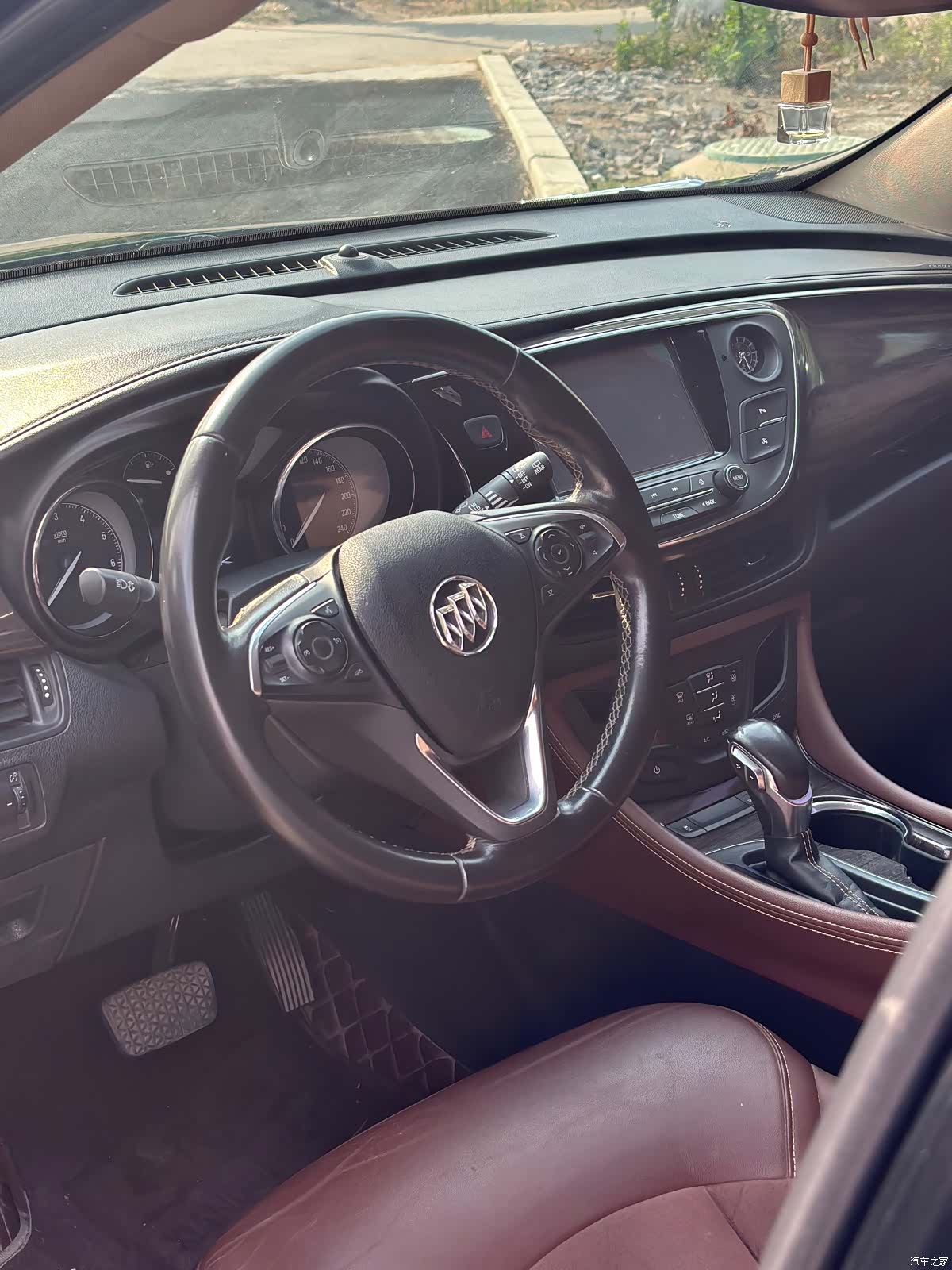 Buick Envision Plus, 2017 11