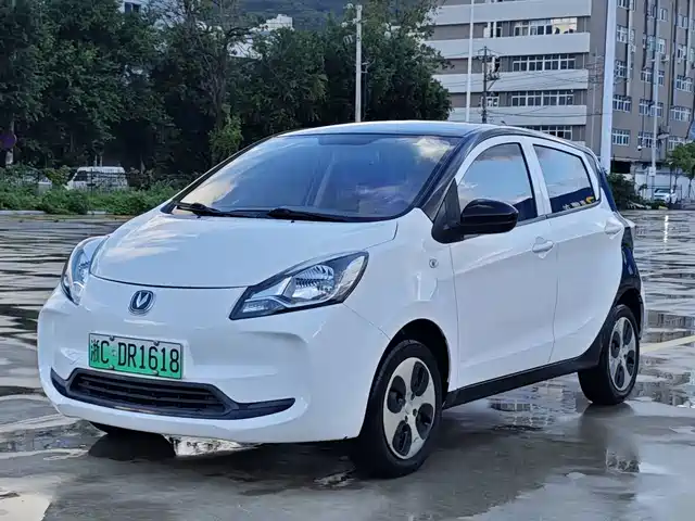 Changan BENBEN E-Star 2022 — купить из Китая под заказ