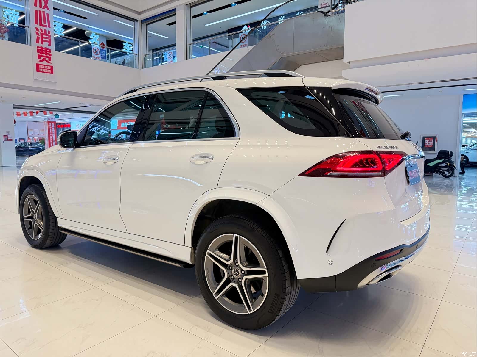 Mercedes-Benz GLE, 2021 14