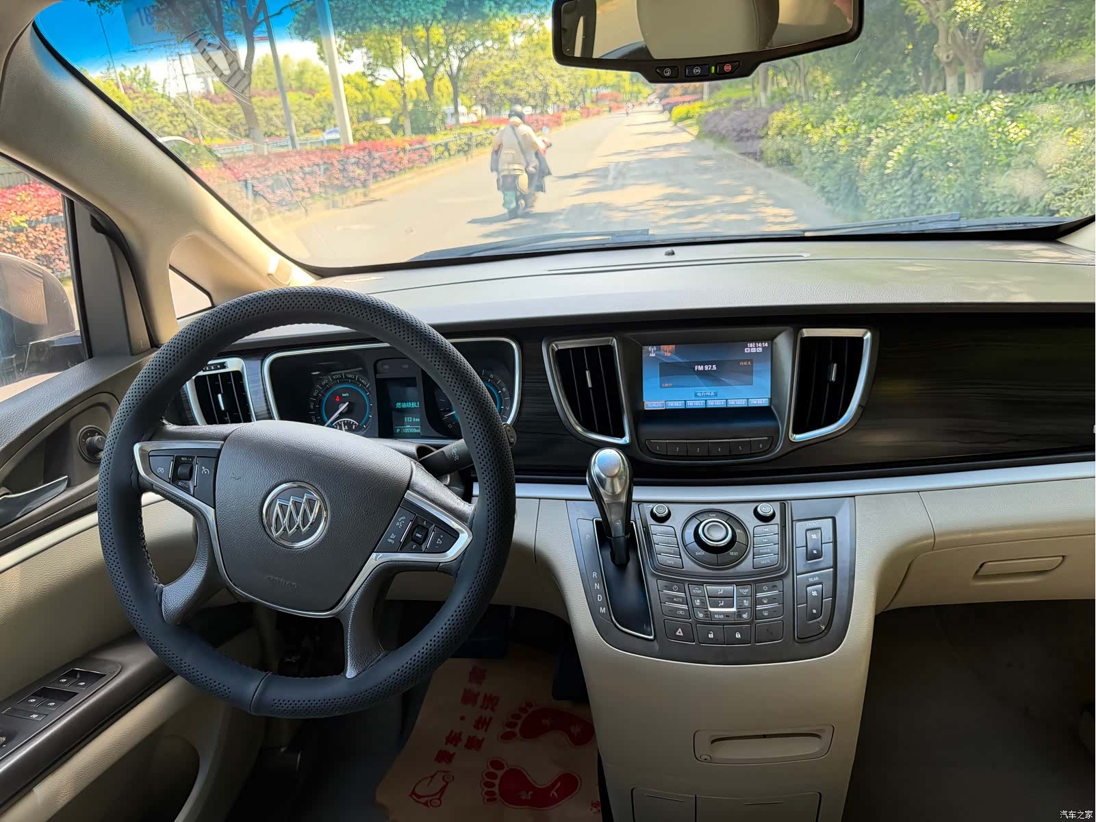 Buick GL8, 2013 16