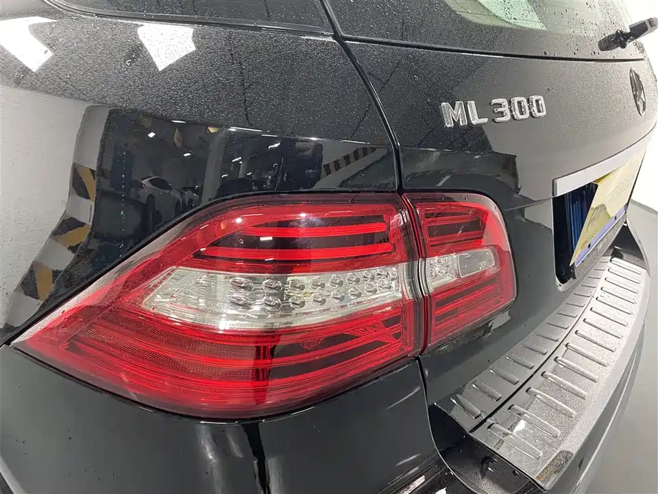 Mercedes-Benz M class