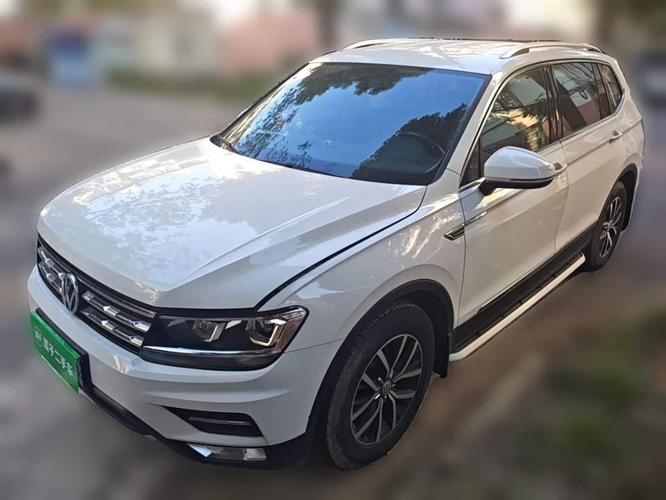 Volkswagen Tiguan L