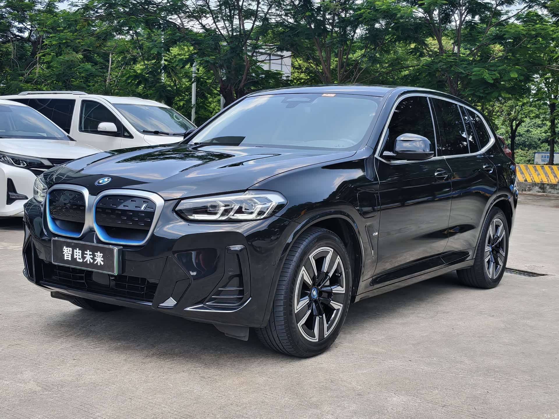 BMW iX3, 2021 1