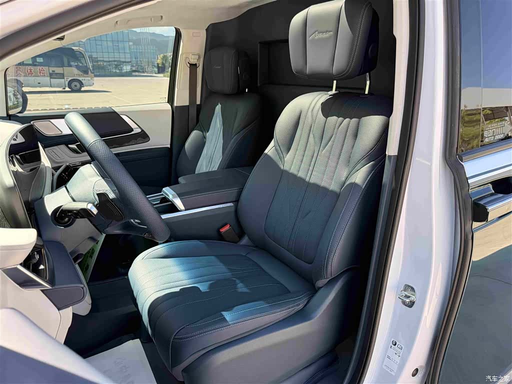 Buick Century, 2024 6