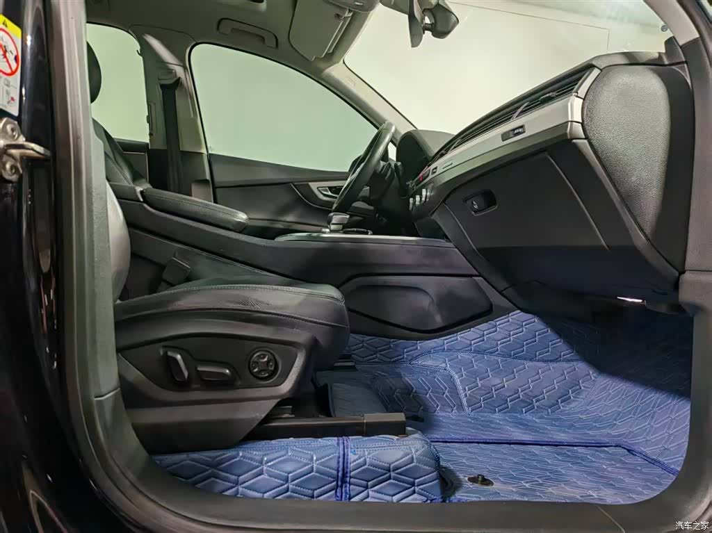 Audi Q7, 2020 7