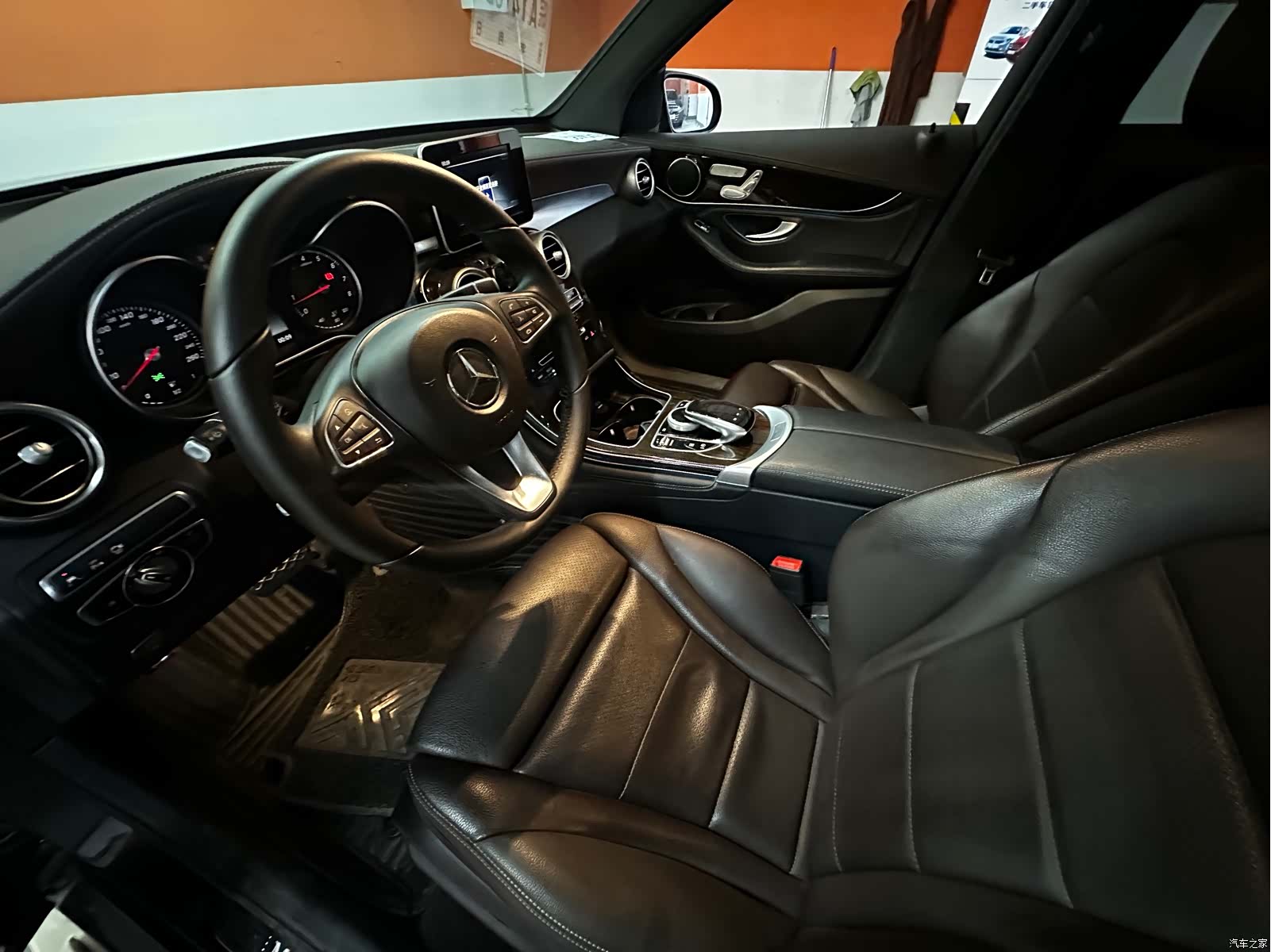 Mercedes-Benz GLC, 2019 11