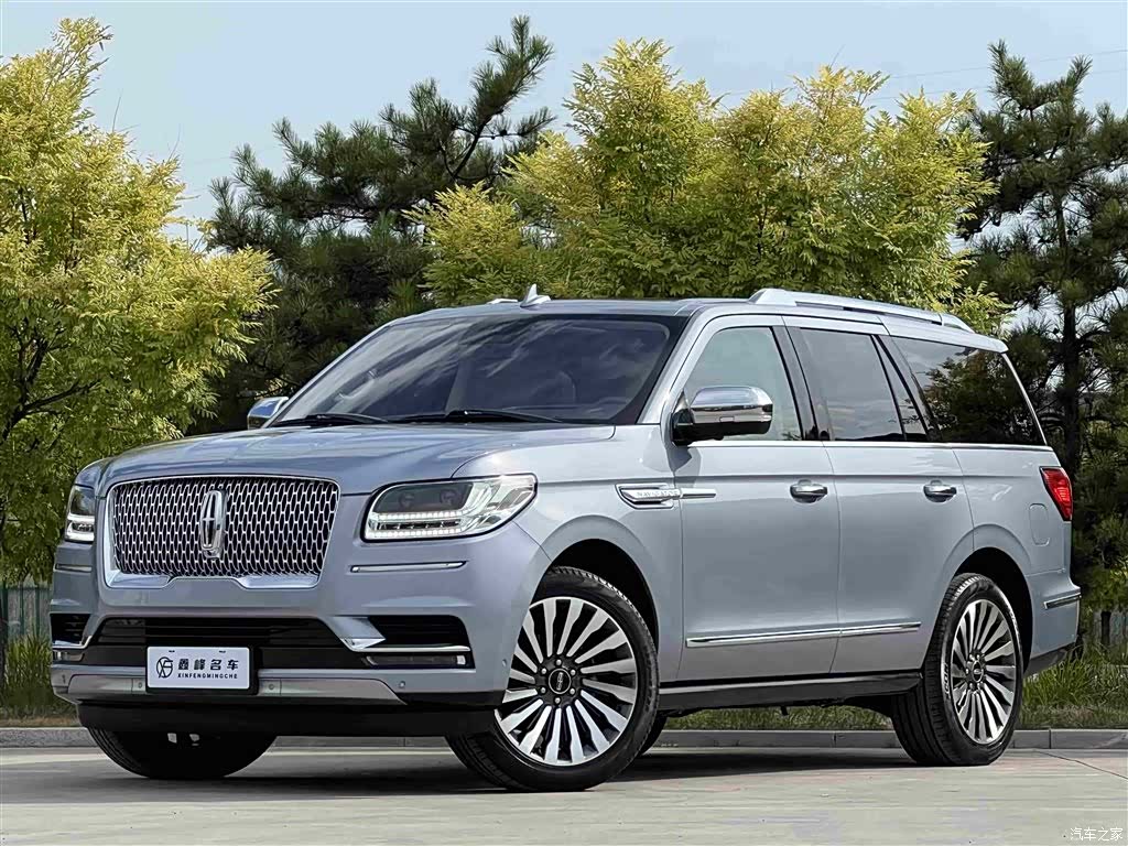 Lincoln Navigator