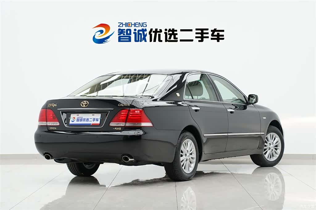 Toyota Crown, 2007 3