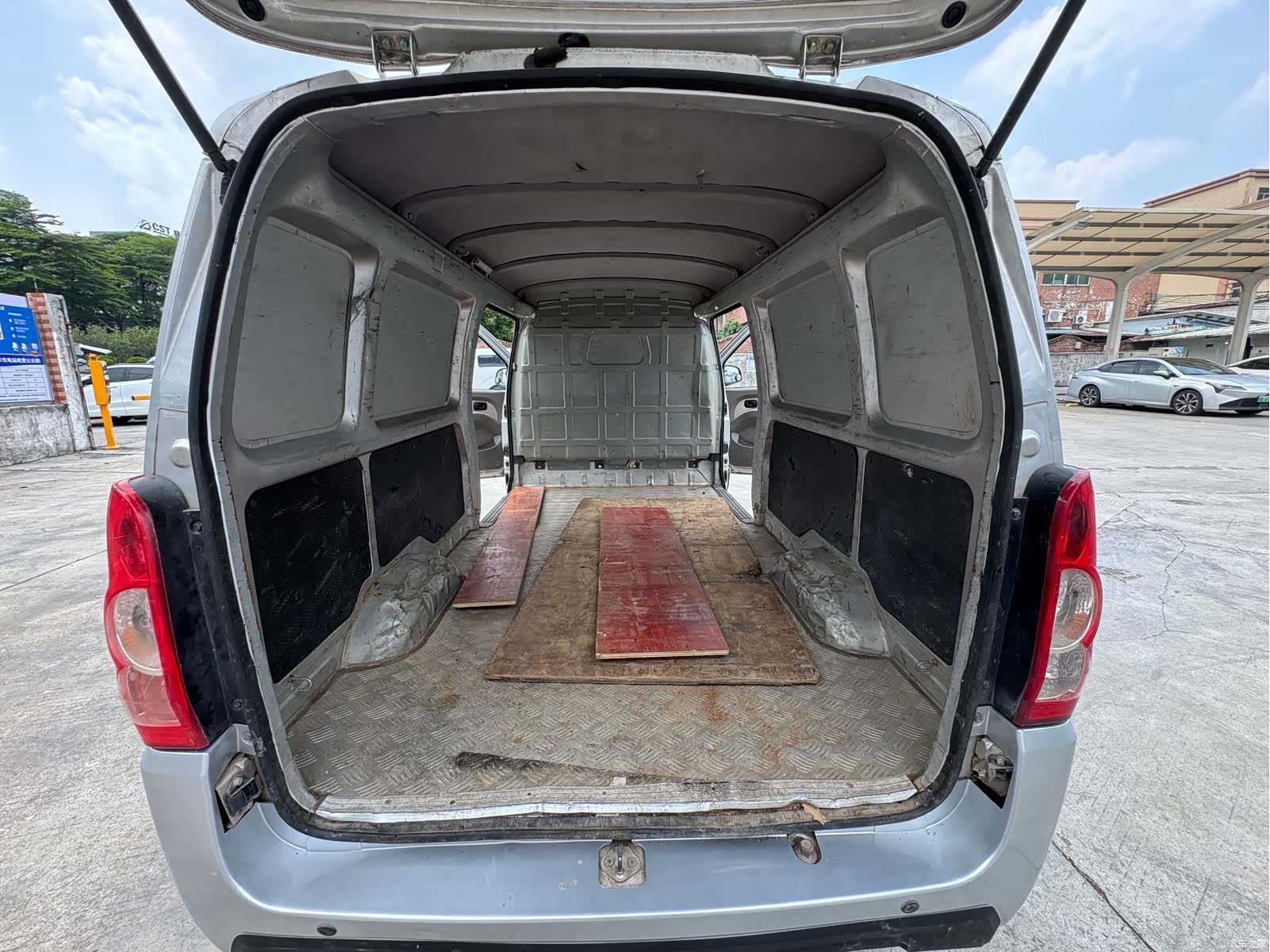 Wuling EV50, 2021 10