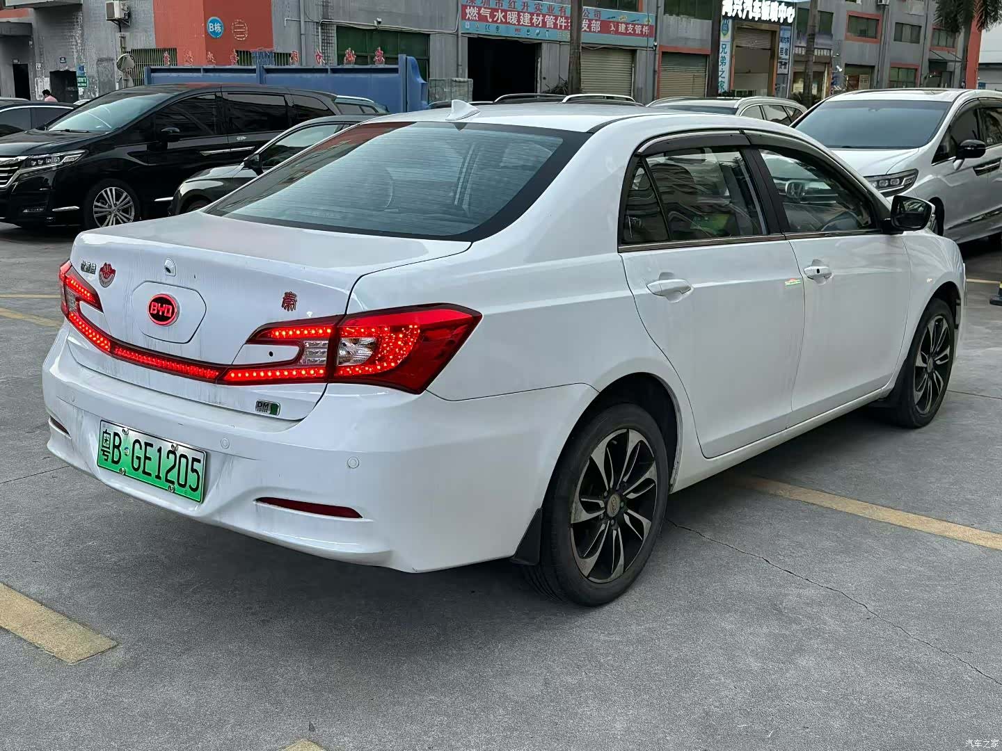 BYD Qin, 2016 8