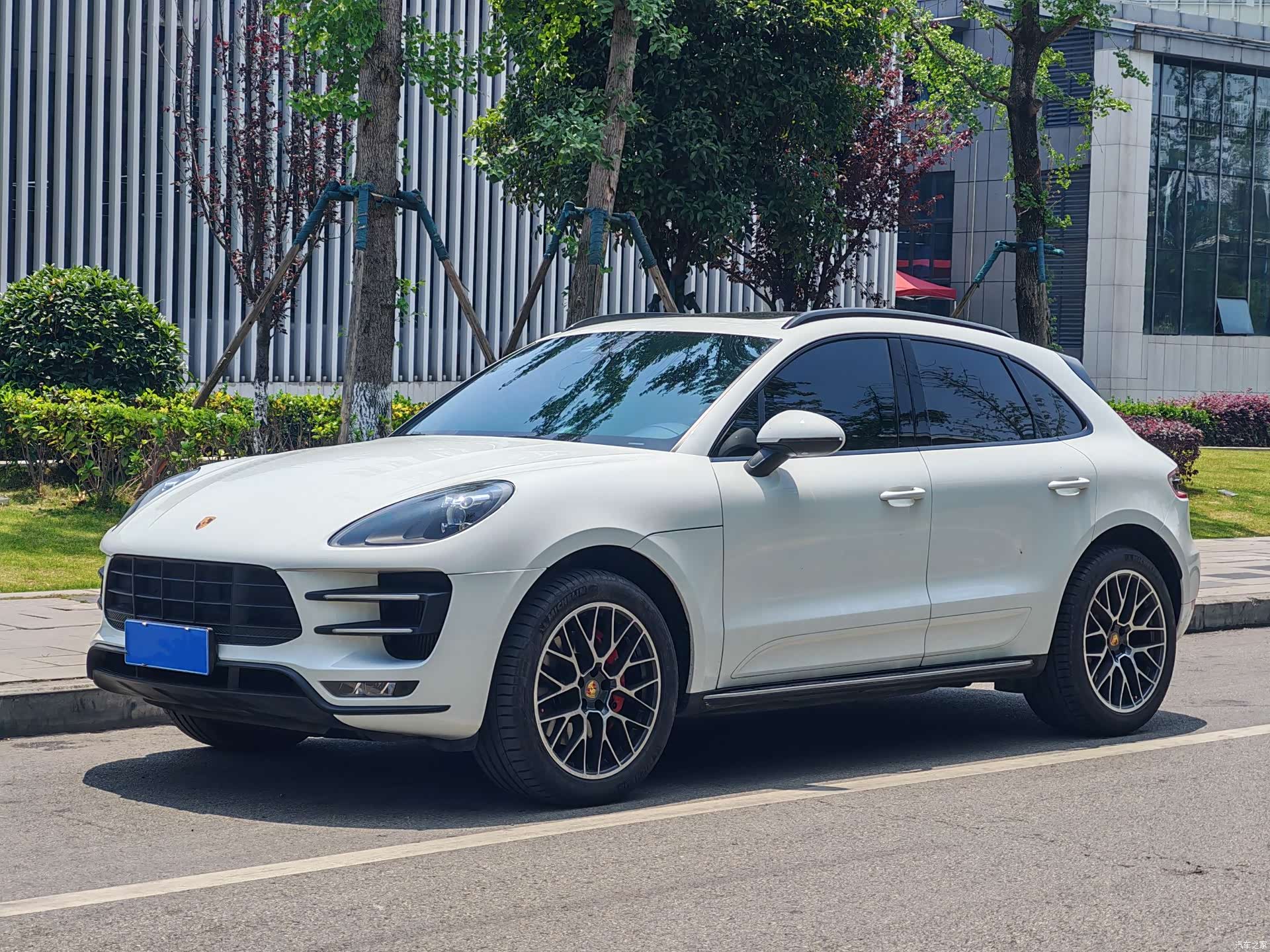 Porsche Macan, 2016 1
