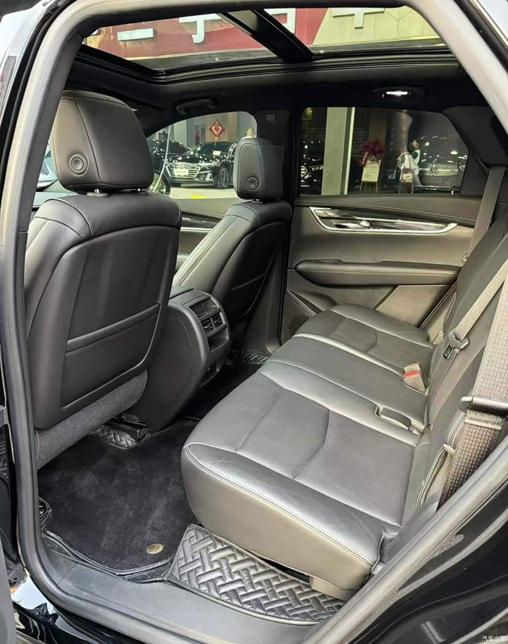 Cadillac XT5, 2020 10