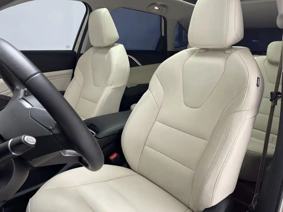 Haval Xiaolong MAX Haval Xiaolong MAX