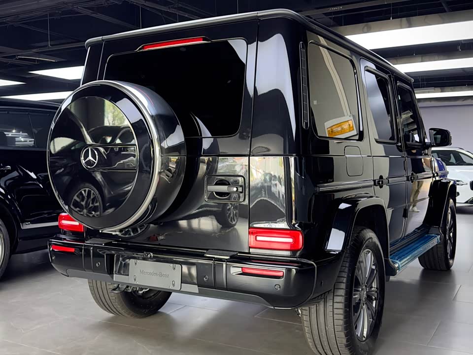 Mercedes-Benz G-class