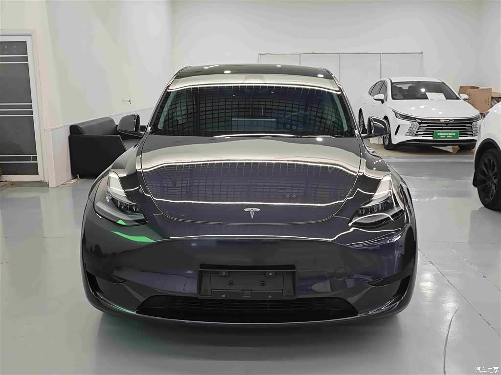 Tesla Model Y, 2024 3