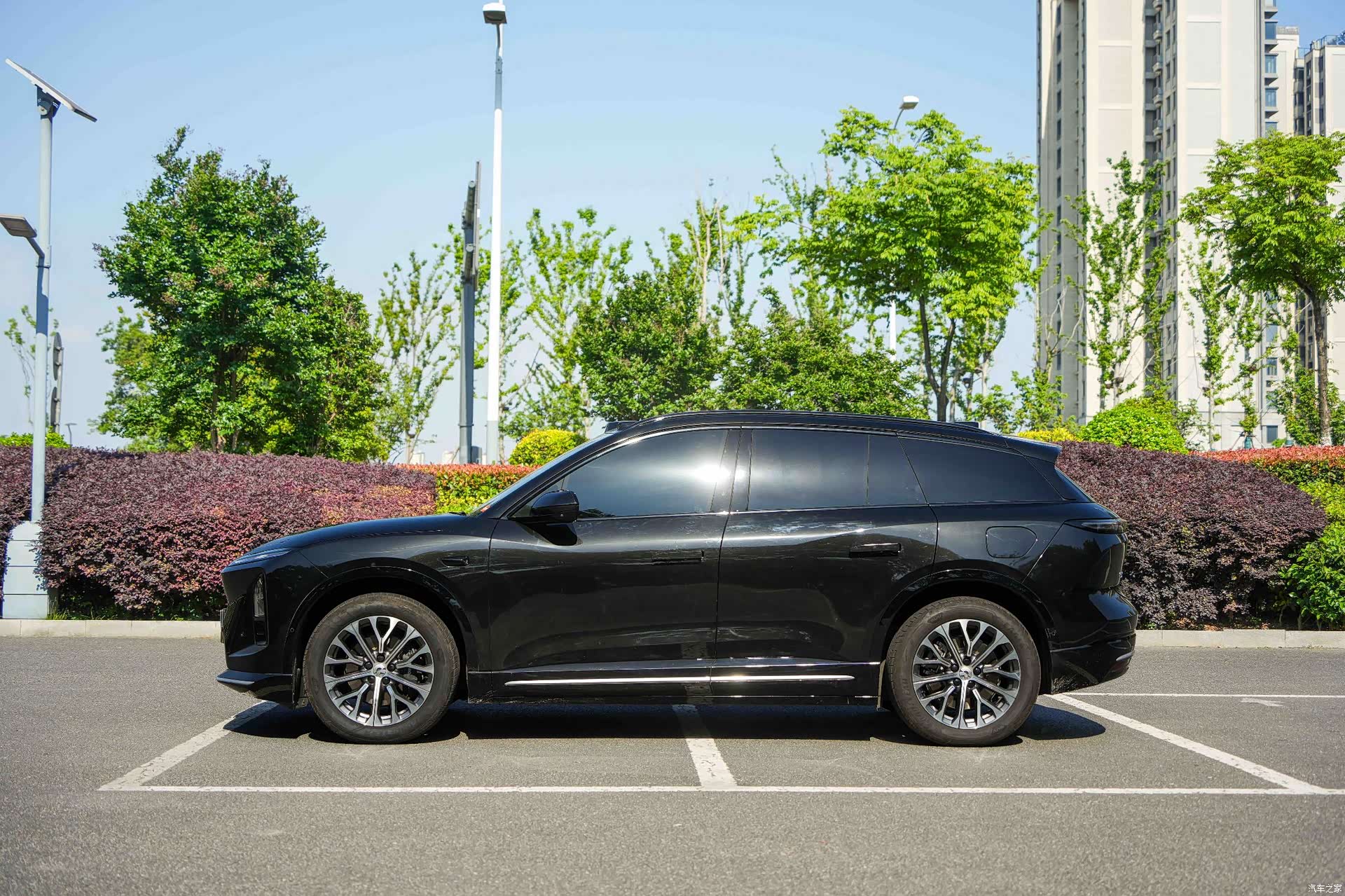 NIO ES6, 2025 7