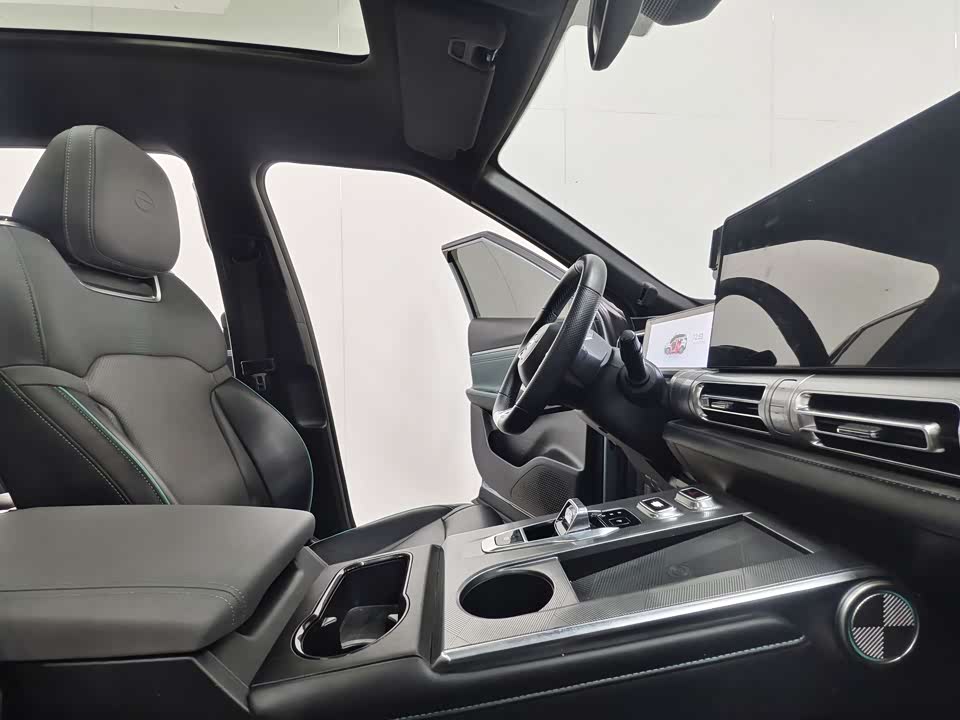 Trumpchi Shadow cool