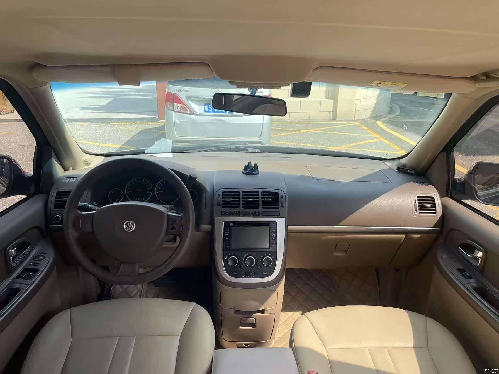 Buick GL8, 2014 10