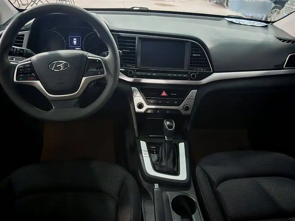 Hyundai Lead
