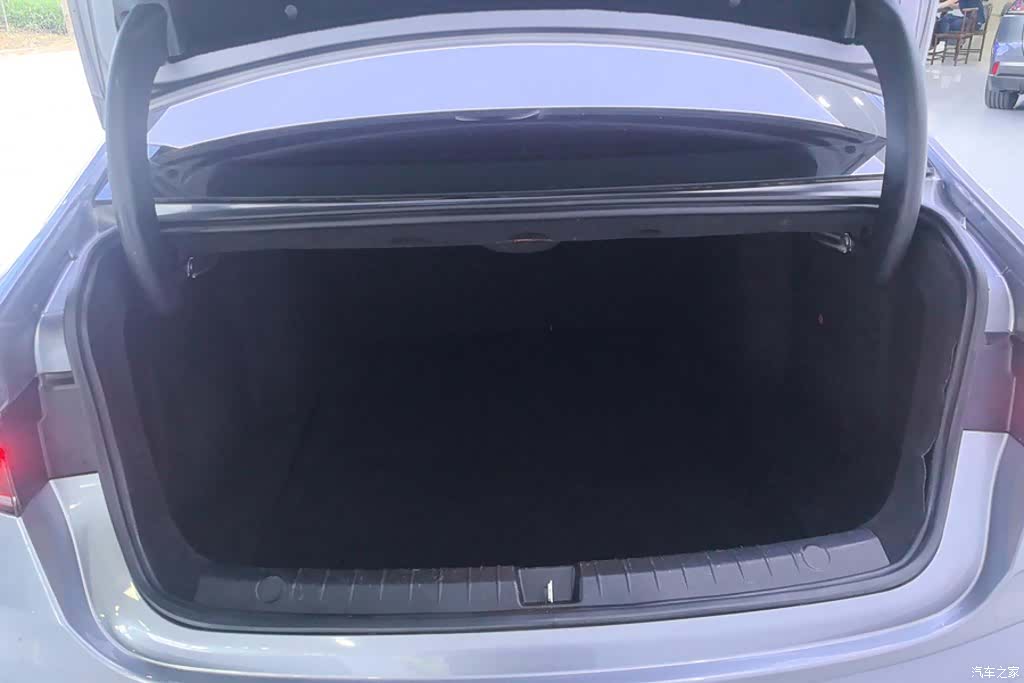 BYD Qin, 2022 4