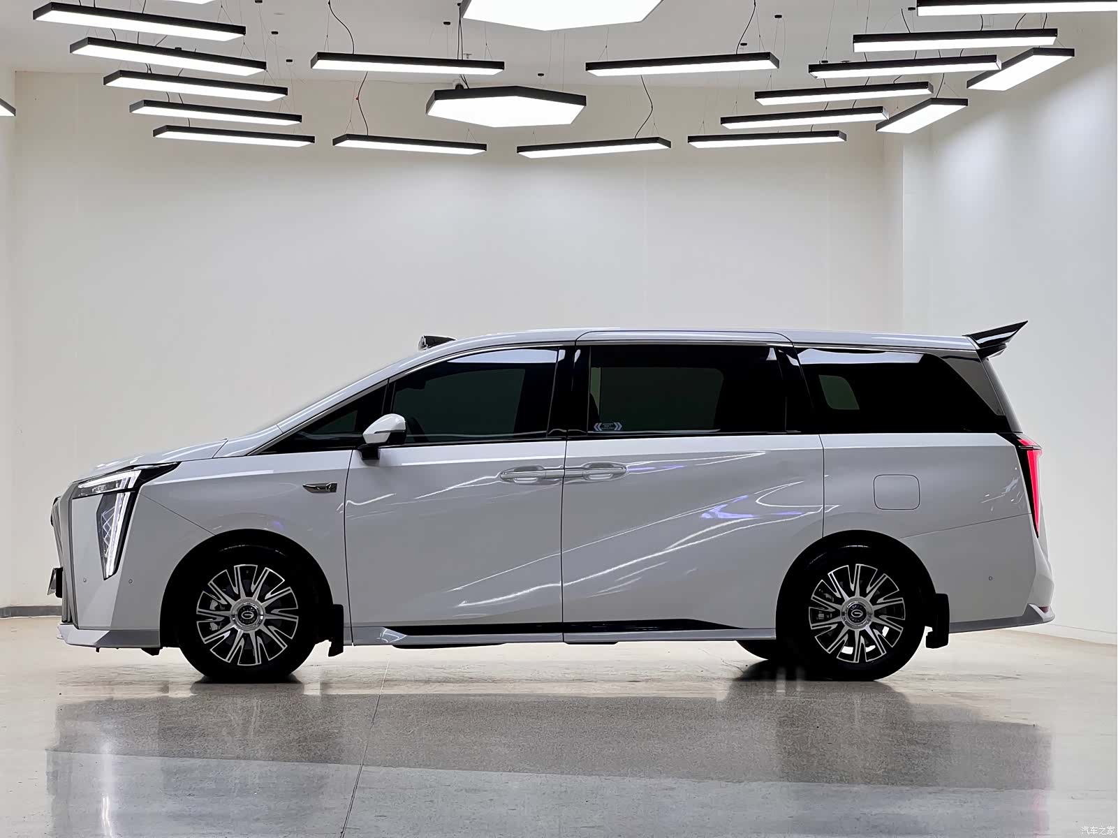 Trumpchi M8, 2025 4