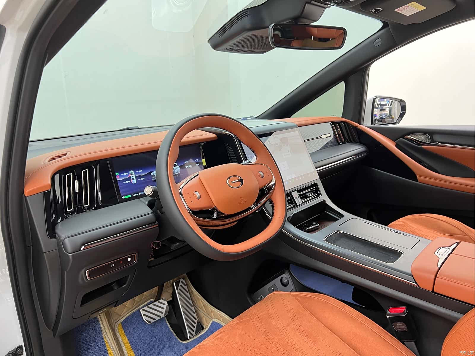 Trumpchi M8, 2025 13
