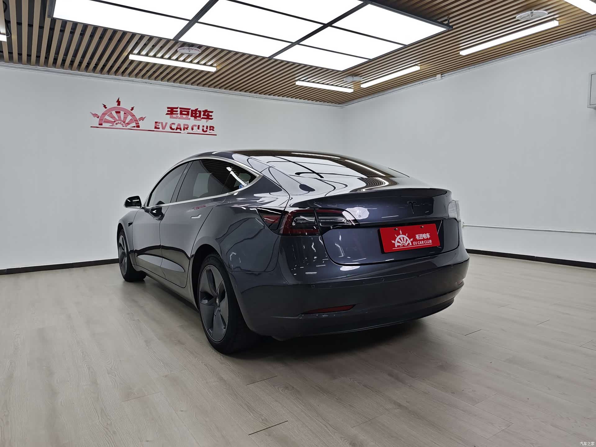 Tesla Model 3, 2020 все фото