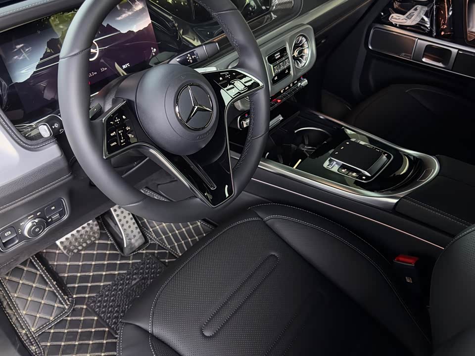 Mercedes-Benz G-class