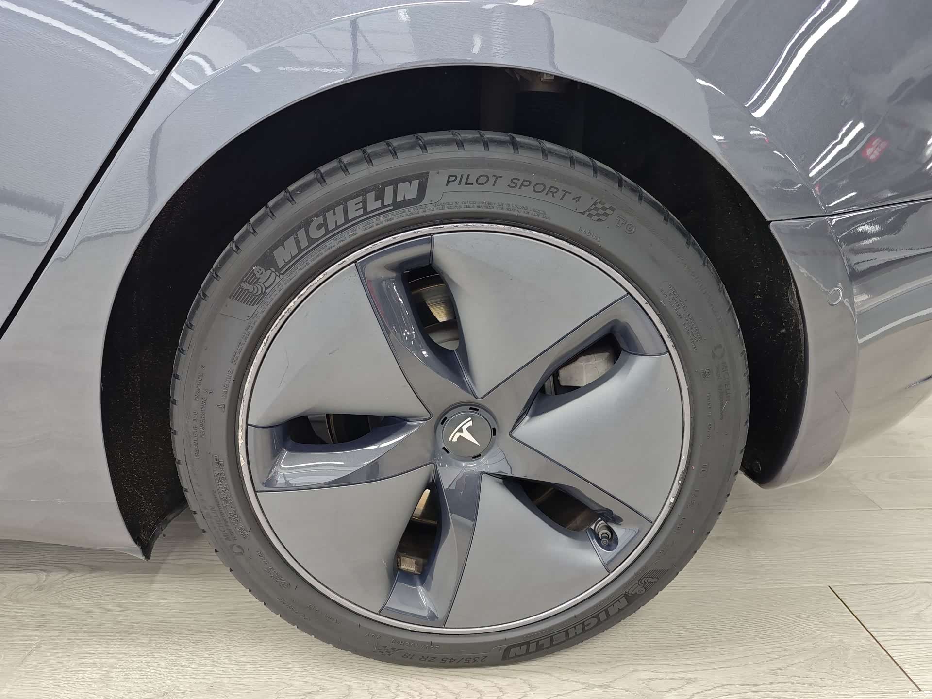 Tesla Model 3, 2020 49