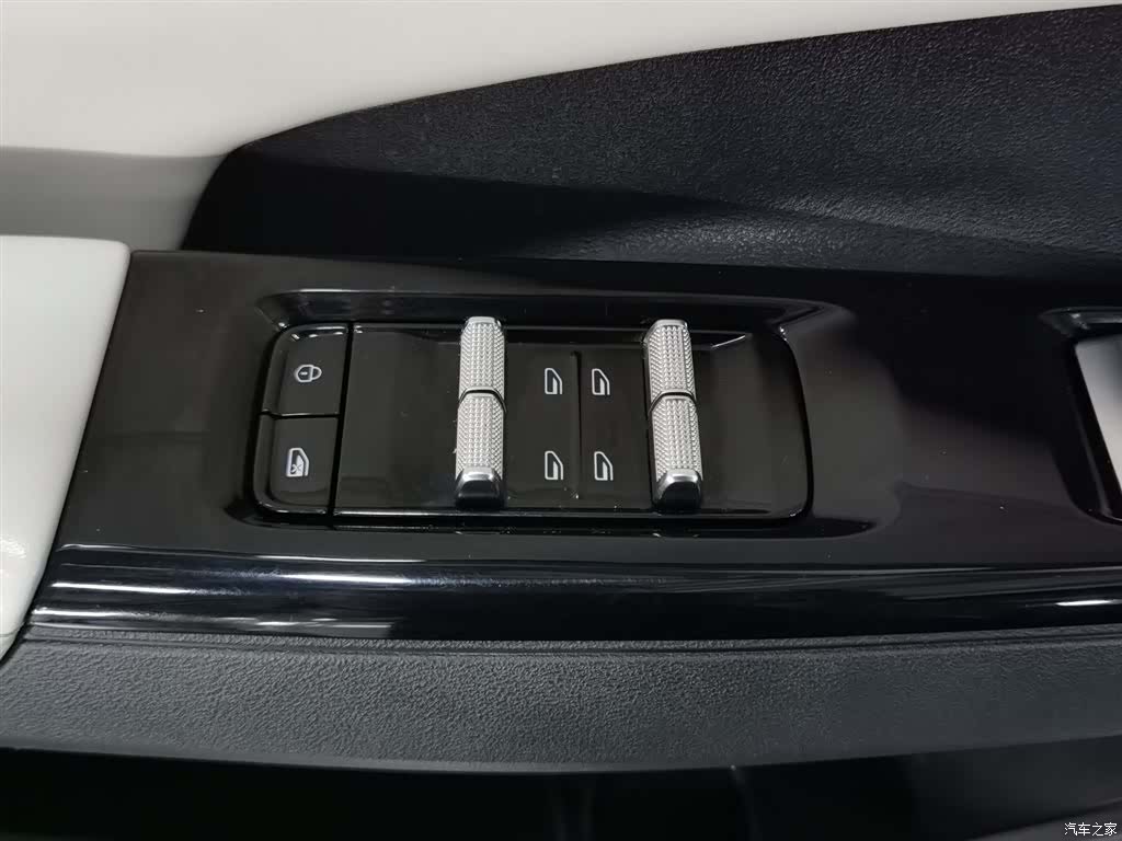 Geely Galaxy L7, 2024 9