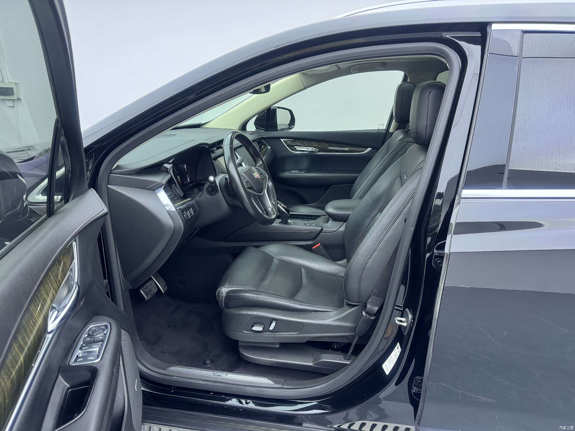 Cadillac XT5, 2016 все фото