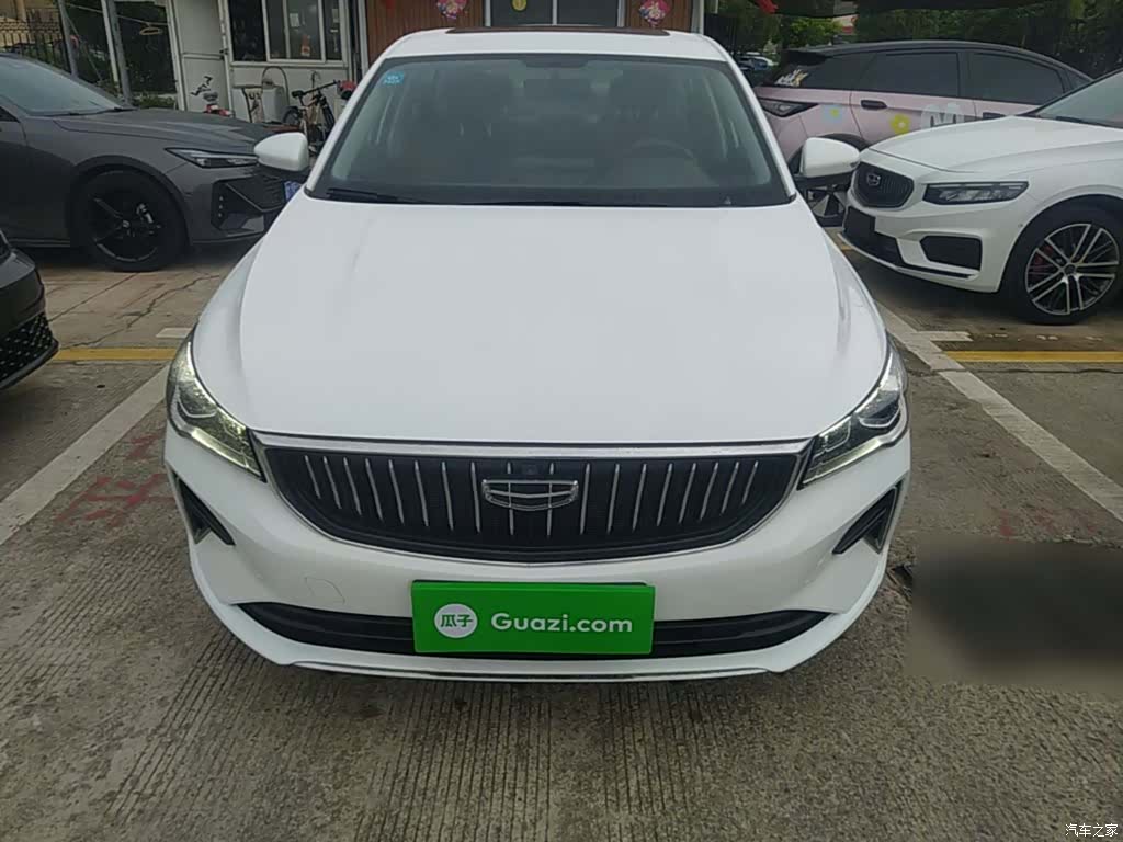 Geely Emgrand, 2023 3