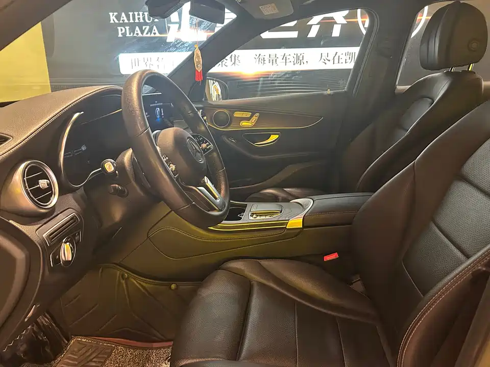 Mercedes-Benz GLC Mercedes-Benz GLC