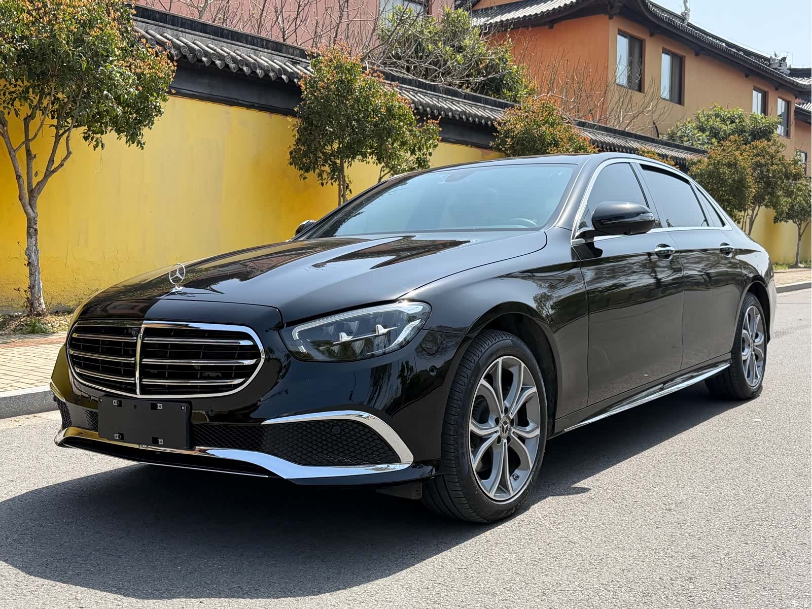 Mercedes-Benz E-Class, 2023 1