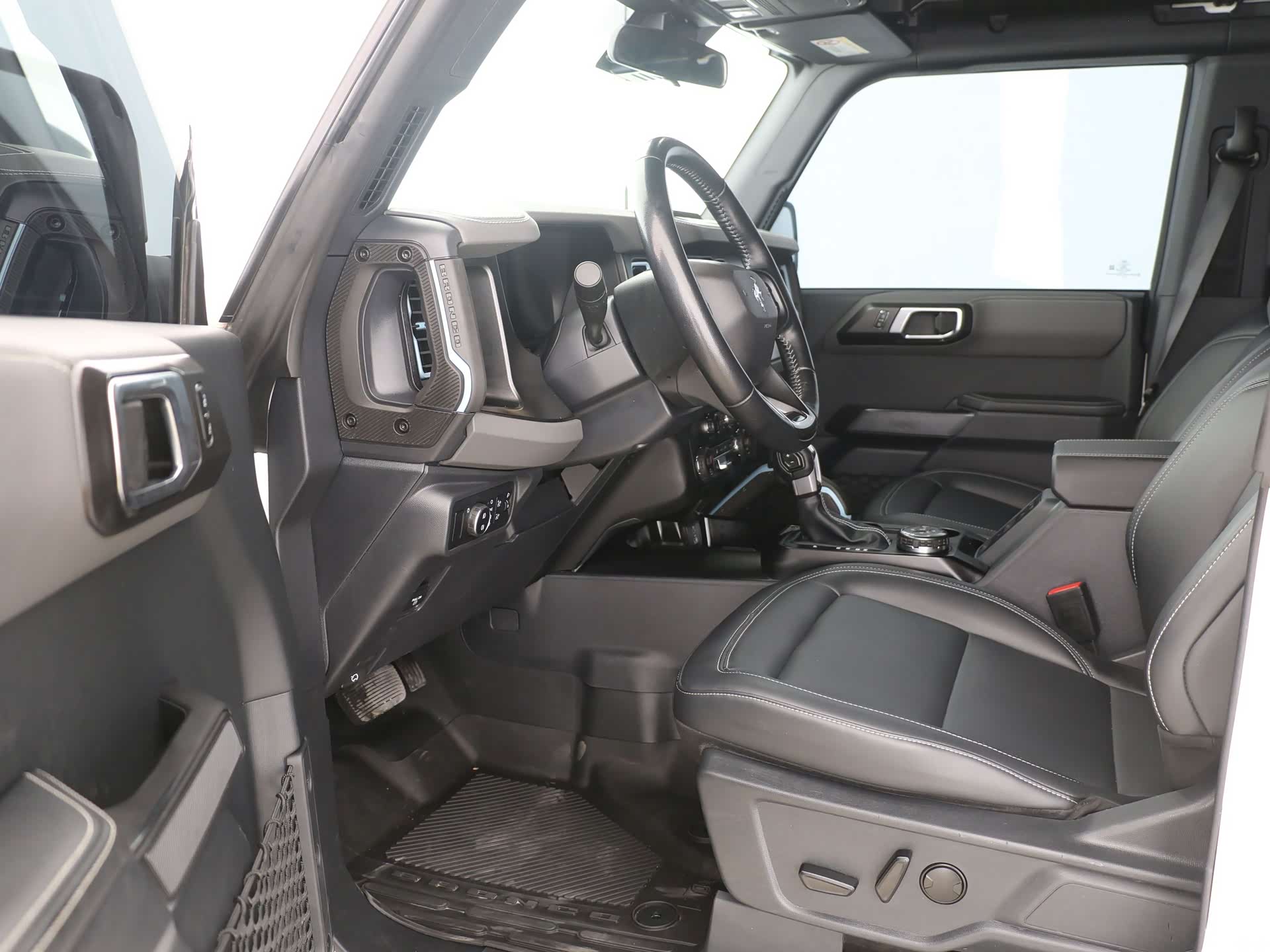 Ford Bronco, 2025 4