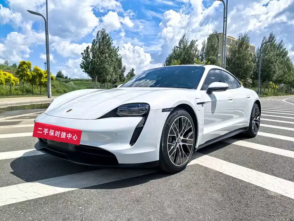 Porsche Taycan