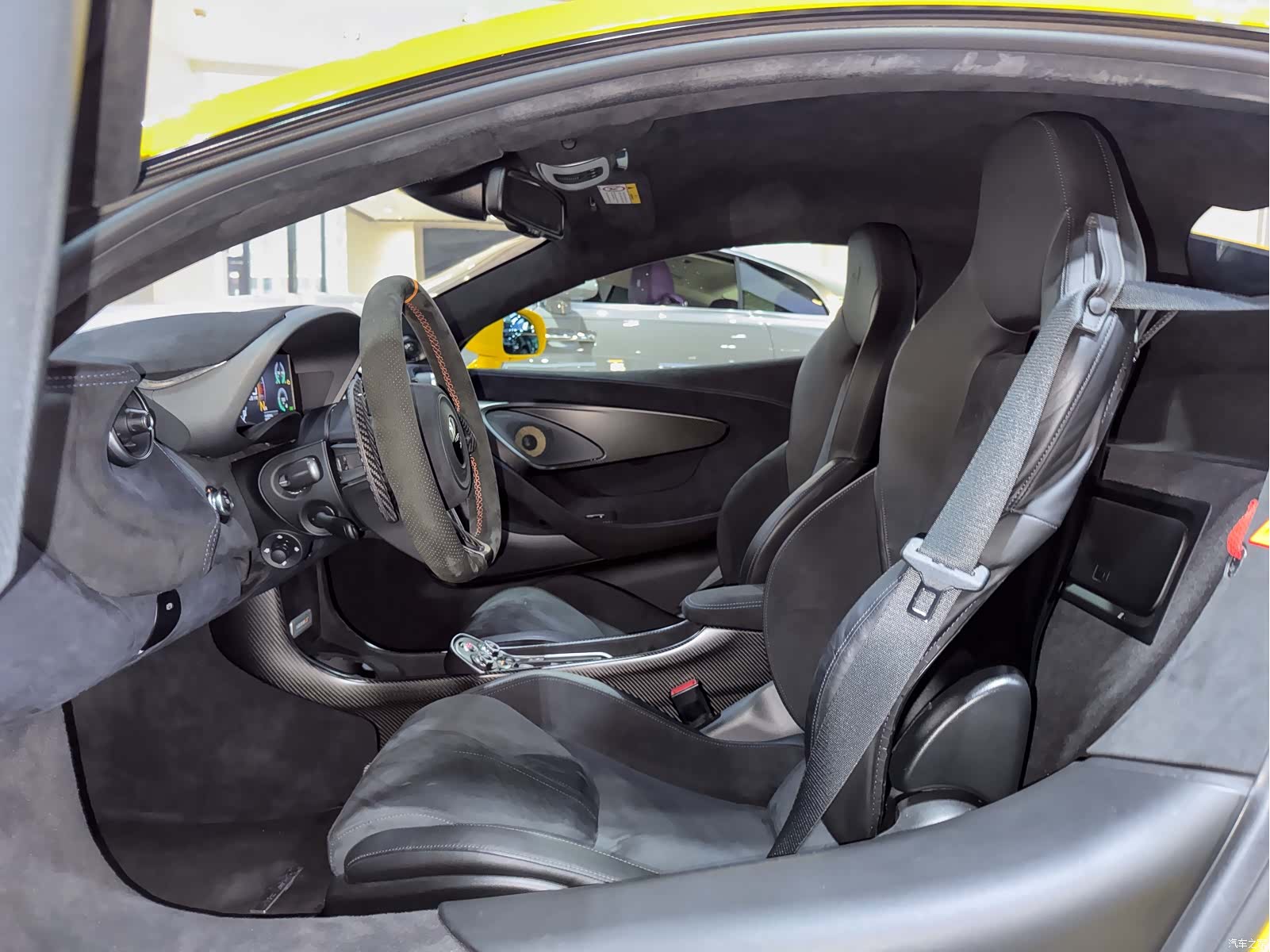 McLaren 600LT, 2021 19