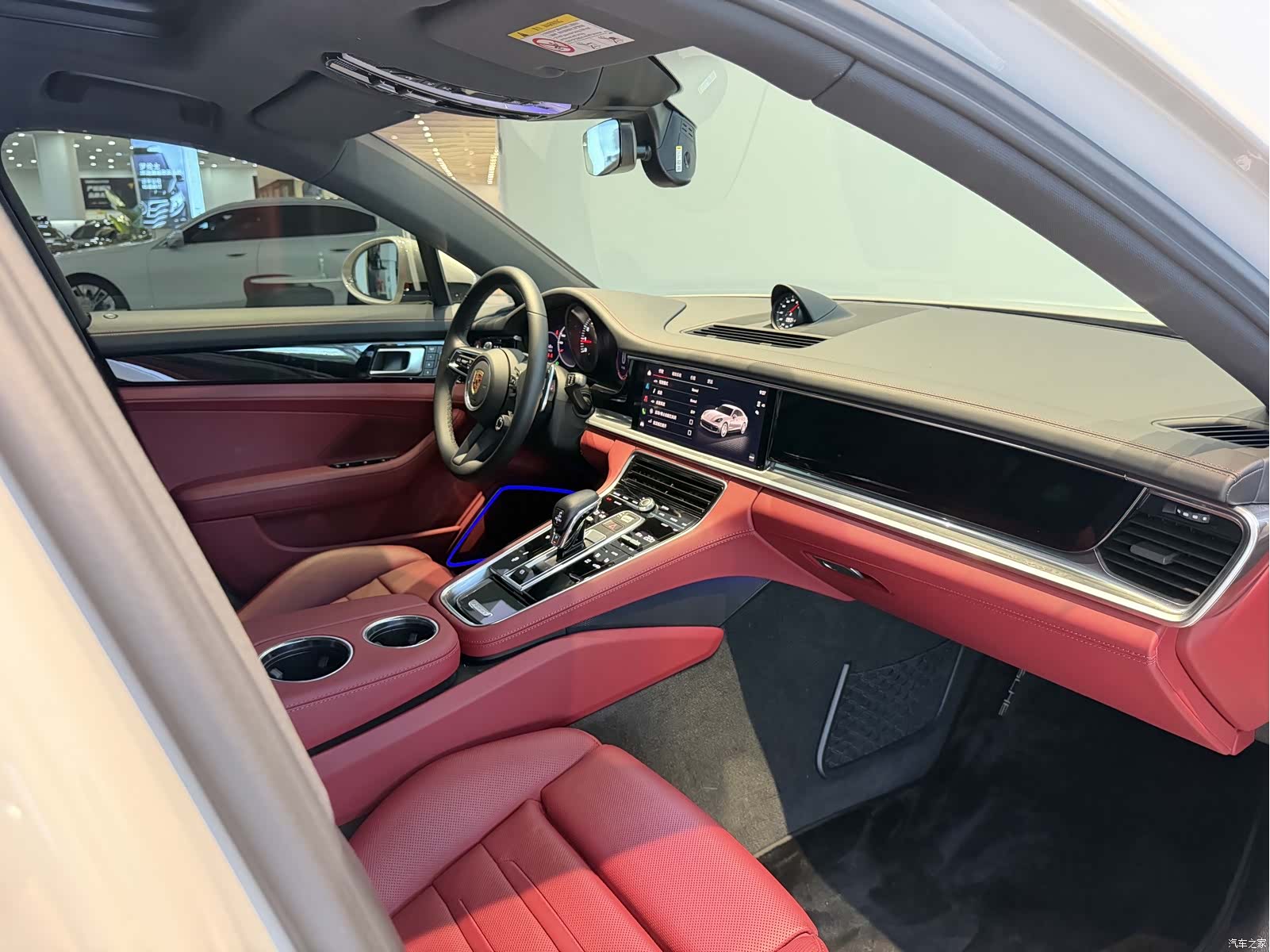 Porsche Panamera, 2023 17