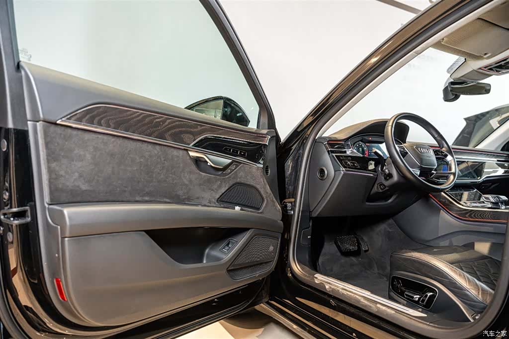 Audi A8L, 2021 8