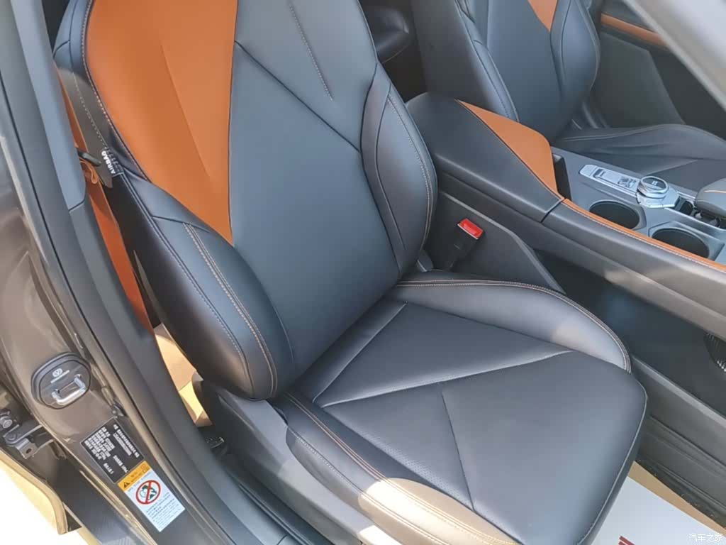 Changan UNI-V, 2022 25