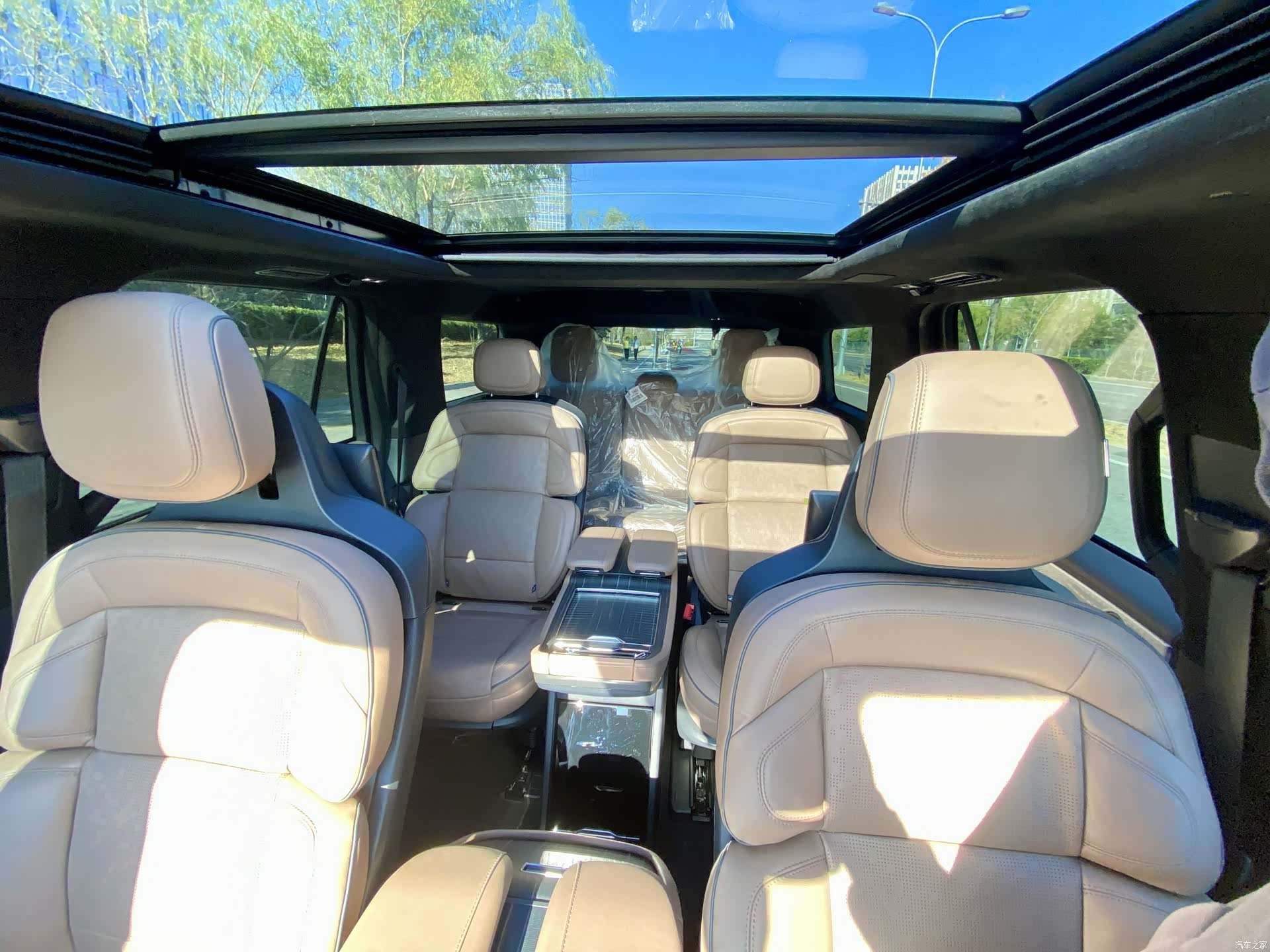 Lincoln Navigator, 2025 26