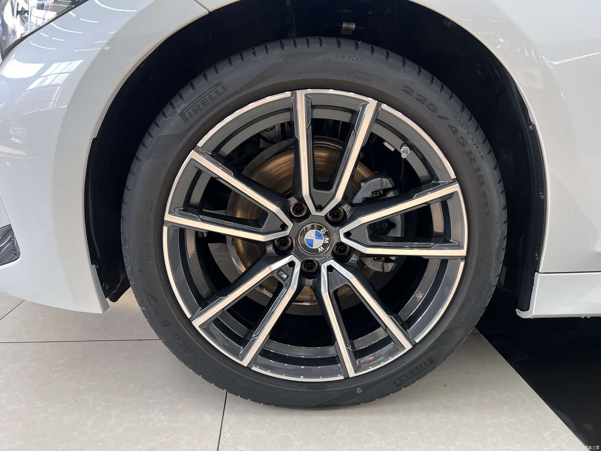 BMW 3 Series, 2024 все фото