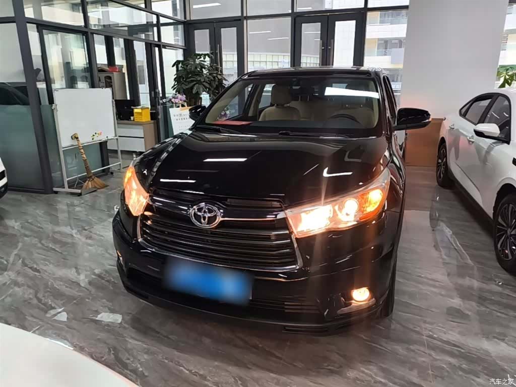 Toyota Highlander, 2018 3