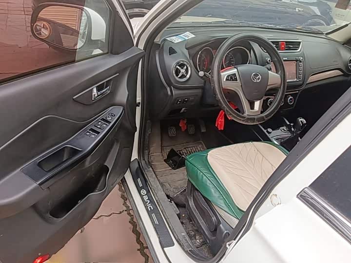BAIC Huansu S3 2017 1.5L МКПП Люкс