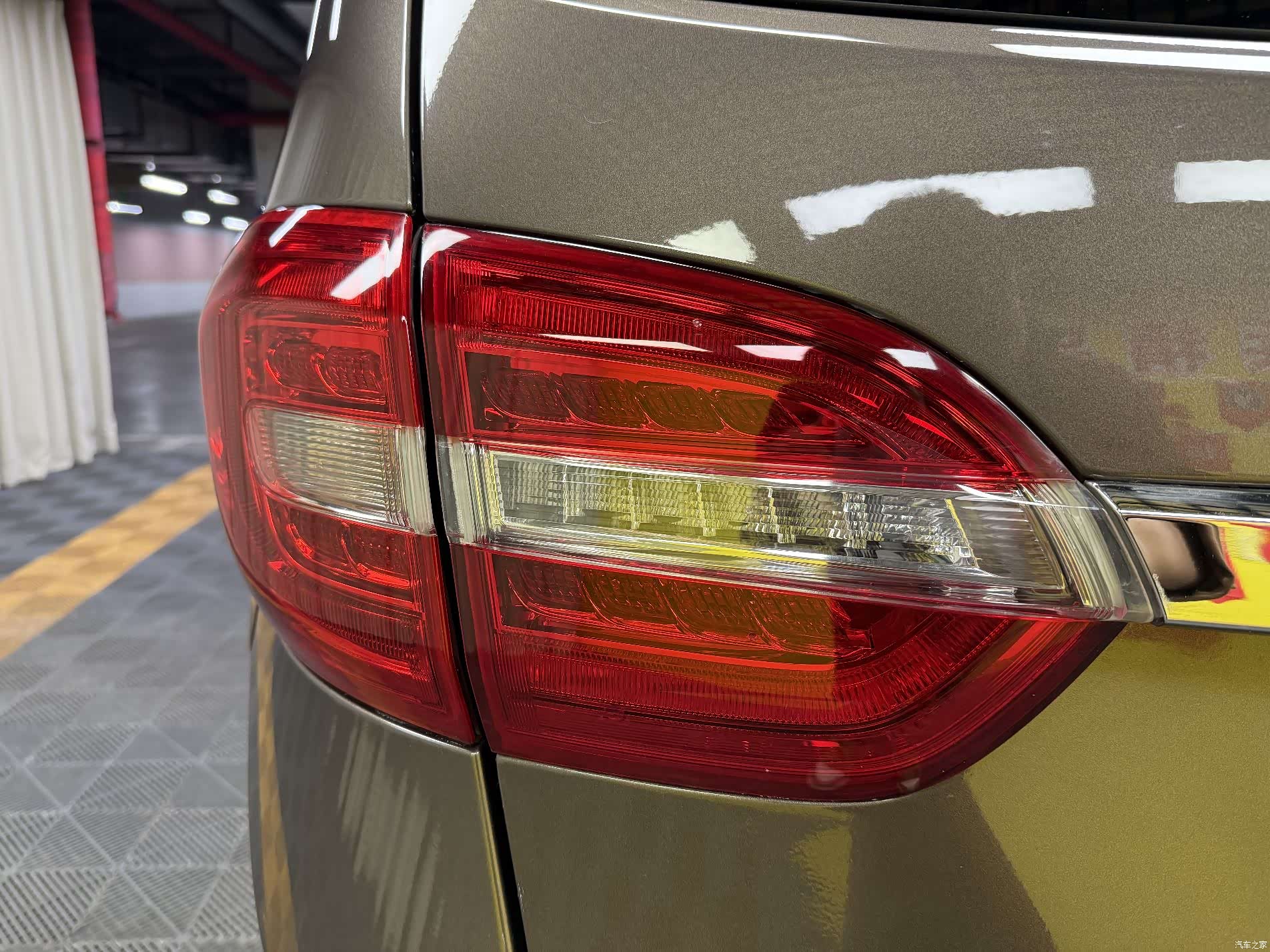 Buick GL8, 2019 13